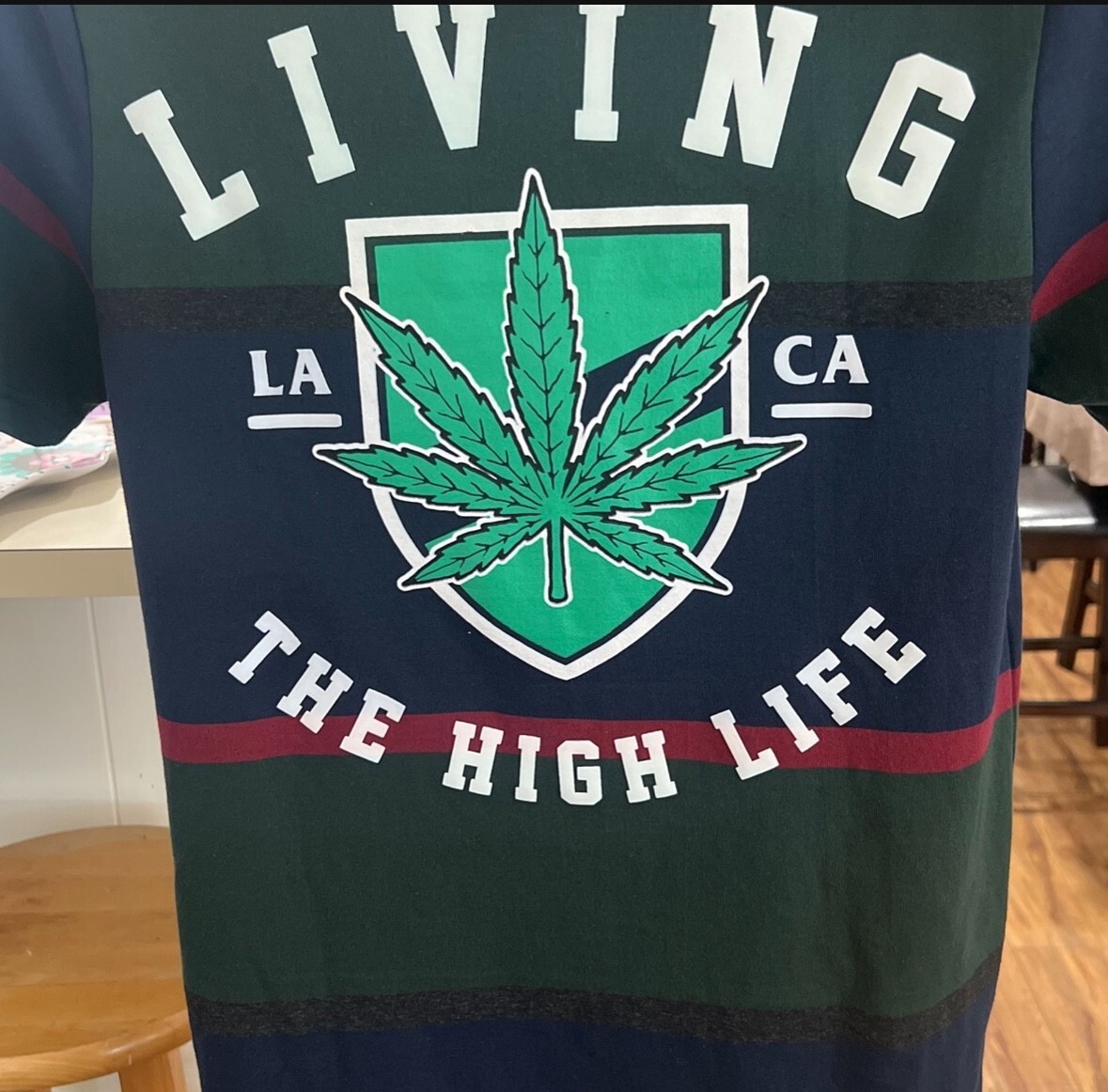 T-Shirt Eight Men Living the High Life Los Angeles CA Large View 4