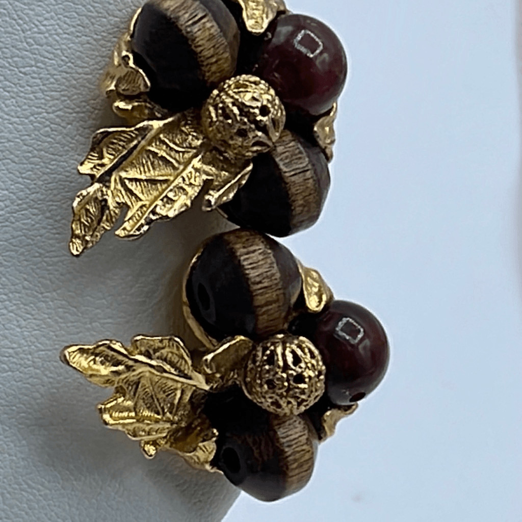 Vintage ART acorn bunch with oak leaves earring’s View 6