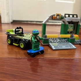 LEGO Juniors: Turtle Lair (10669) Complete with Instructions