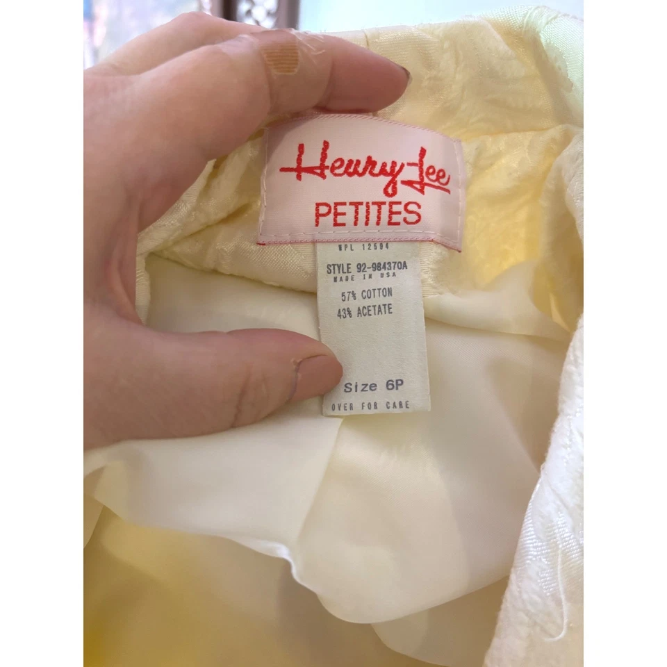 50's Henry Lee Petites Cream Floral Brocade Jacket Dress Suit Size 4P Vintage - Image 3 of 4