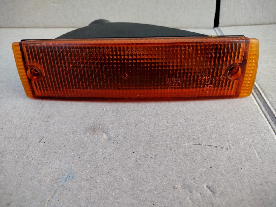 1994-1996 Jaguar XJS OEM Pair Front Bumper Turn Signal Lights Left & Right   - Image 3 of 4