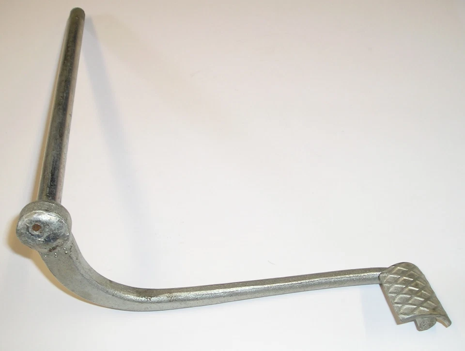 new 1968-1971 Penton steel tanker 100/ 125 motorcyle brake pedal #4-25-000 Foto 3 de 3