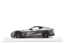 BBR Models 1:18 Ferrari 812 Competizione in Grigio Silverstone / Red Stripe