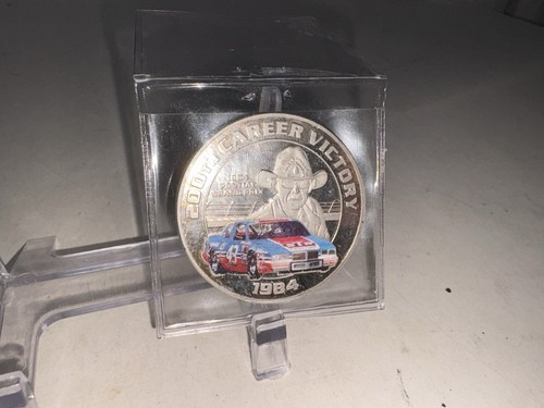 Richard Petty 1984 NASCAR 200th Career Victory The King Proof Coin - Picture 7 of 11
