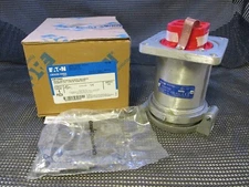 CROUSE HINDS AR1042 100 AMP 3W 4P  RECEPTACLE NEW IN BOX MATES WITH APJ10487 