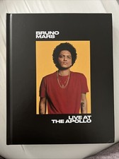 本 ブルーノマーズ BRUNO Live at the Apollo 公式写真集