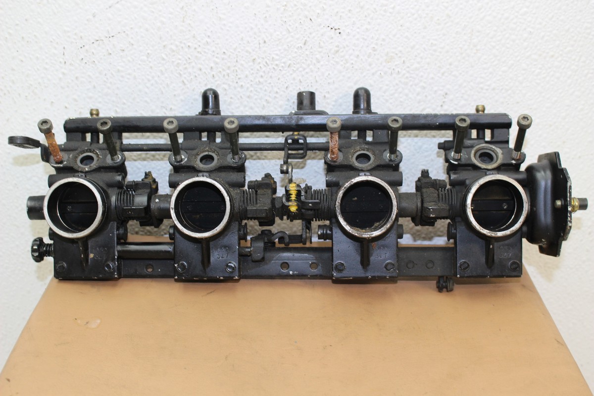1985 KAWASAKI GPZ ZX750 E1 THROTTLE BODY FUEL TOP RAIL INJECTORS