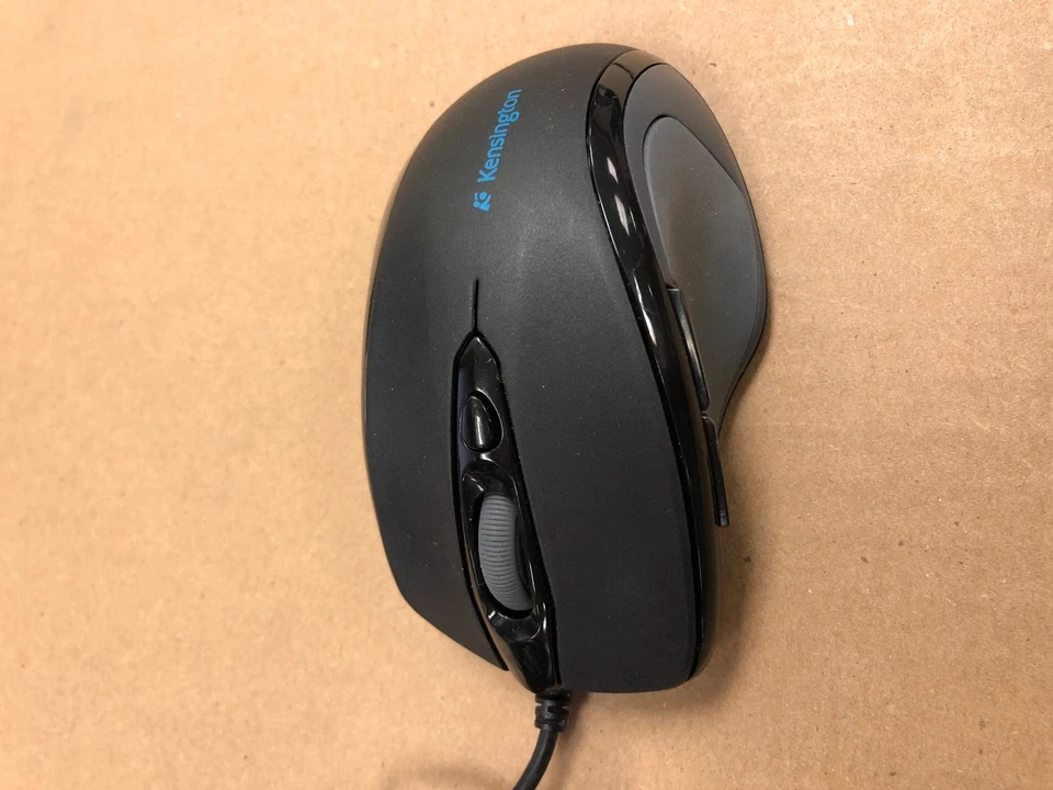 Kensington M01093 K72355 Pro Fit USB Corded MidSized Optical Black Mouse - Image 3 of 4