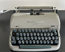 1956 Remington Quiet-Riter typewriter Solid Condition thumbnail