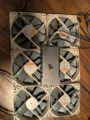 Corsair iCUE Commander Core XT And 6 Noctua NF-P12 Redux Fans 1700 PWM
