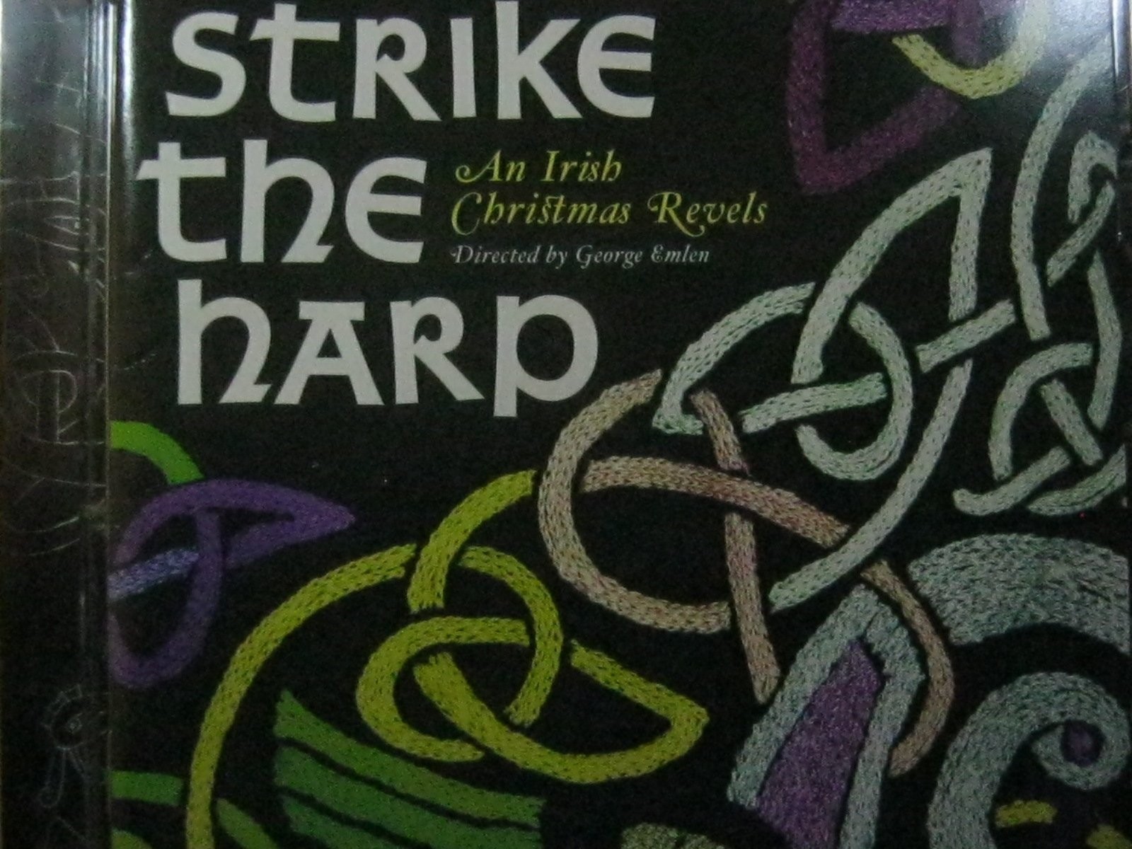 Revels Strike the Harp: An Irish Christmas Revels (CD)