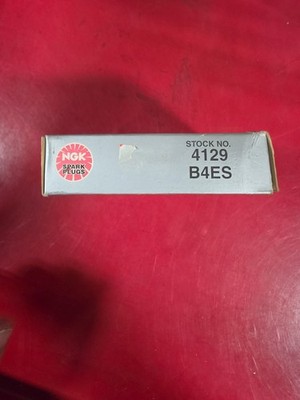 1x NGK SPARK PLUG Part Number B4ES Stock No. 4129 New Genuine NGK SPARKPLUG