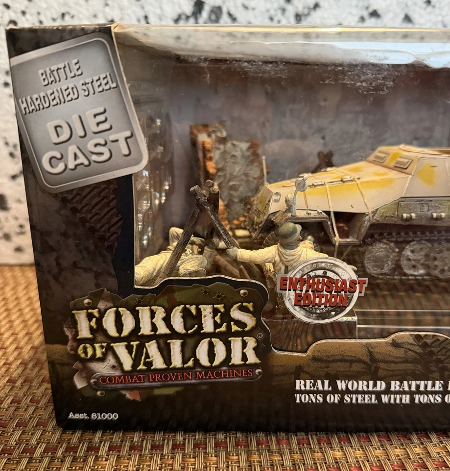 Raras Fuerzas del Valor Alemán Sd. Coche. 251/1 Hanomag Kursk 1943 sellado como nuevo Foto 3 de 4