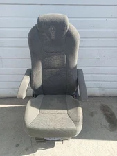 2019 Kenworth T680 Left Driver Front Seat Grey Cloth (12111660