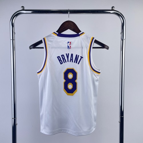 NEW WITH TAGS KOBE BRYANT #8 YOUTH L LA LAKERS WHITE JERSEY BASKETBALL