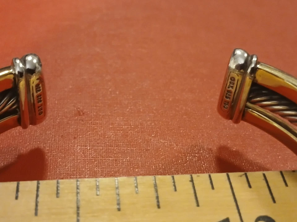 Brazalete David Yurman 3 Filas 18K Y Fila Cable Plata 7.5" 1oz De 18k Foto 4 de 4