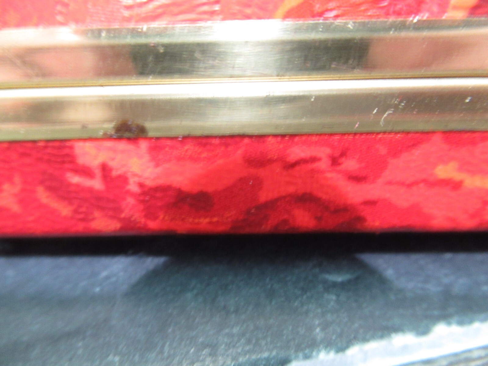 MELE ORANGE REDS ABSTRACT HARDCASE TRAVEL HOLDER PIERCED EARRINGS JEWELRY BOX eBay