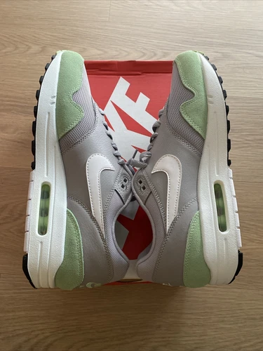 Brand New Rare Men’s Nike Air Max 1 White Atmosphere Grey. AH8145-015. SZ 8.5