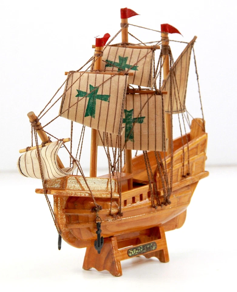 Galeone In Legno da Collezione Cristoforo Colombo 19 x 20 cm - Immagine 2 di 4