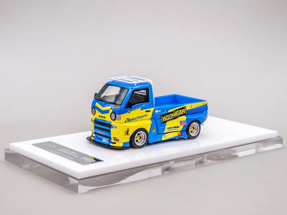 YM Modelo 1:64 Pandem Suzuki Carry D12 Hoonigan LLT Exclusivo Foto 2 de 4