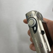 Canon IXUS 900 Ti Digital Camera Used but Working Fine