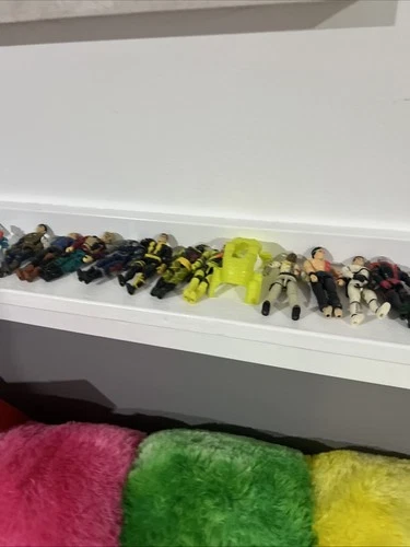 GI Joe LOT 27 Figures Total LOT - Hasbro Vintage - 1985-95? Plus Accessories