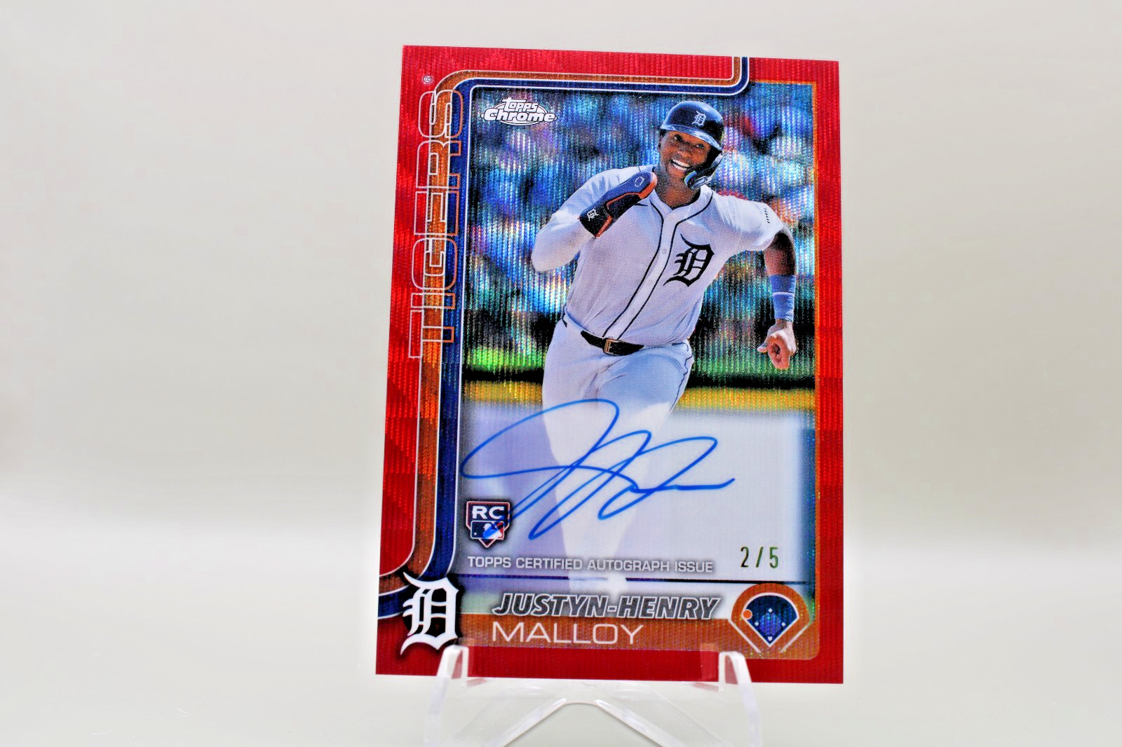 2025 Topps Chrome Rookie Autographs Justyn-Henry Malloy Red Wave Refractor 1/5