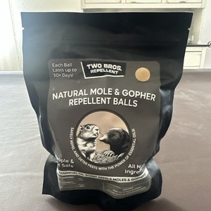 Natural Mole & Gopher Repelent Bals-essential oil Scent-7 Balls