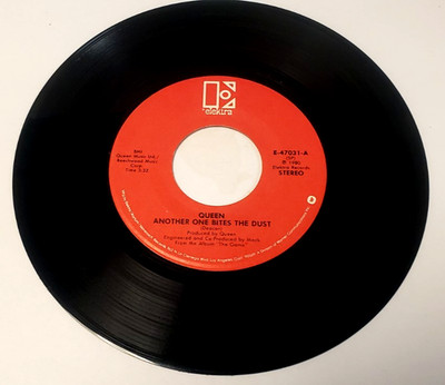 Queen Another One Bites The Dust 7  45 1980 Elektra E-47031 Rock Single