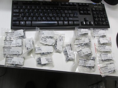BUTTON HEAD BOLTS LOT OF TWO HUNDRED / 4 SIZES IMP  - CHROME + POLISHED - HARLEY