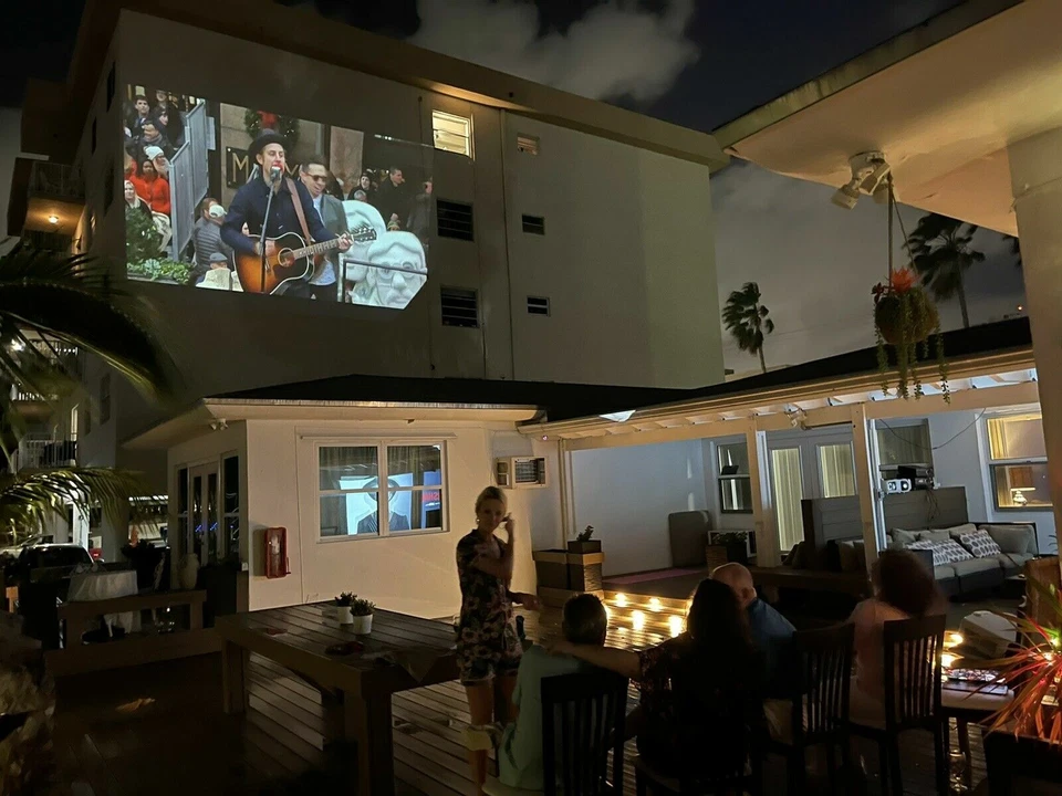 Epson Powerlite 1985WU Large Venue 1080p Projector 4800 Lumens NEW LAMP - Image 3 of 4