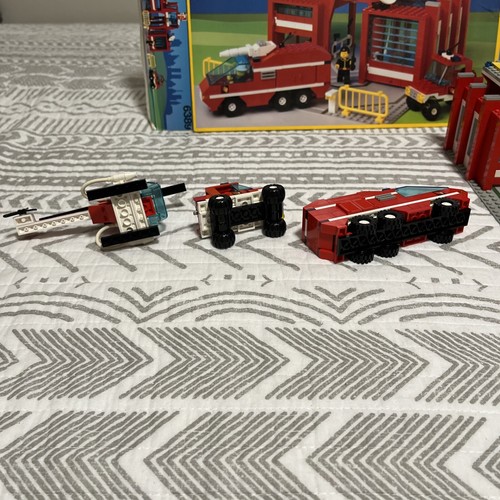 Vintage LEGO Town: Fire Control Center (6389) Complete With Box And Instructions - Picture 7 of 19