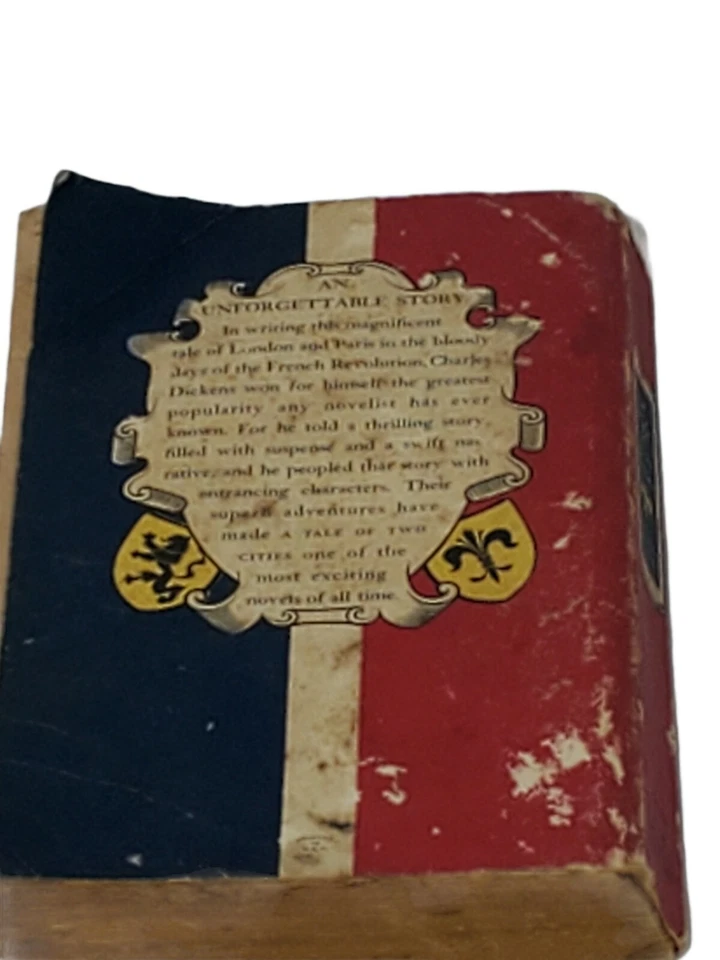 A Tale Of Two Cities (Vintage Paperback 1957) Charles Dickens Pocket Library Foto 2 de 4