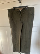NWT Legendary Outfitters Men  s Green Stretch Canvas Pants  Size 40x30