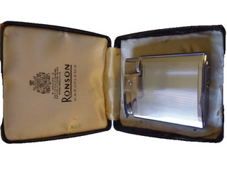 job lot pocket cigarette lighters vintage Ronson & Prince needing attention