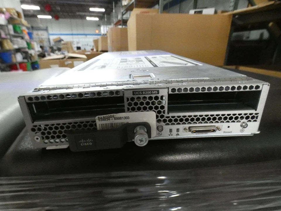 Cisco UCS B200 M5 Blade Barebones CTO Server | No CPU/RAM/HDD | LGA3647 DDR4 - Image 2 of 4