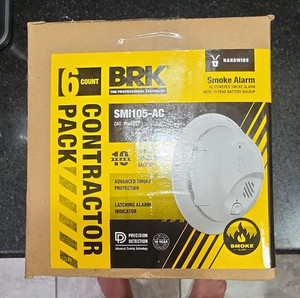 BRK SMI105-AC Smoke Alarm White Hardwired AC Powered Battery Backup 6 Pack
