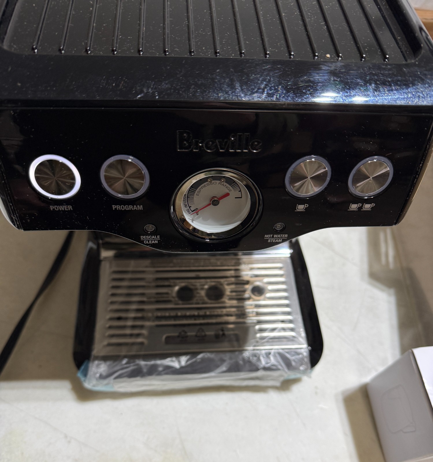 Breville Infuser BES840XL Espresso Machine &ndash; Open Box &ndash; 