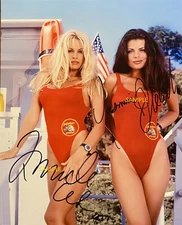PAM PAMELA ANDERSON LEE YASMINE BLEETH SIGNED REPRINT 8X10 PHOTO AUTOGRAPHED