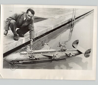 DIETER JANSEN SOVIET Refugee Shows New Model Ship in MOLSHEIM 1956 Press Photo