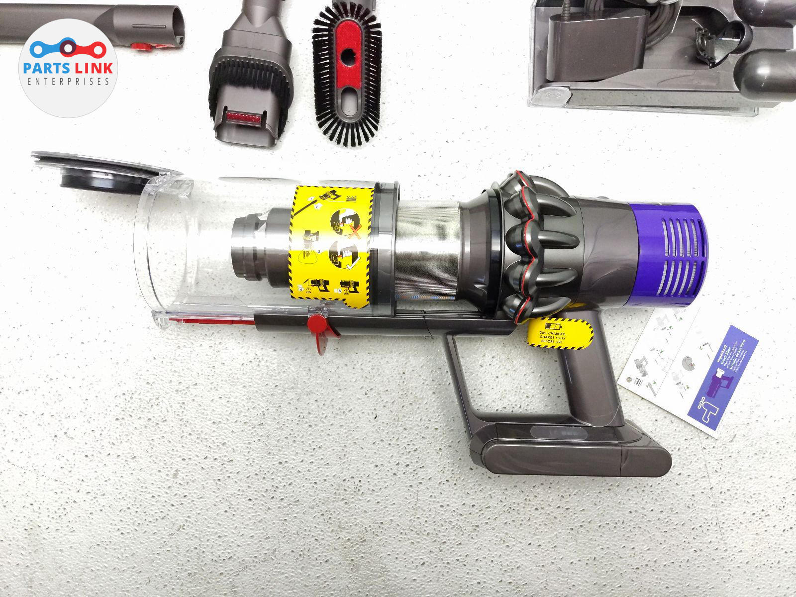 DYSON V10 TOTAL CLEAN+ VACUUM CLEANER CORDLESS IRON SET MINT