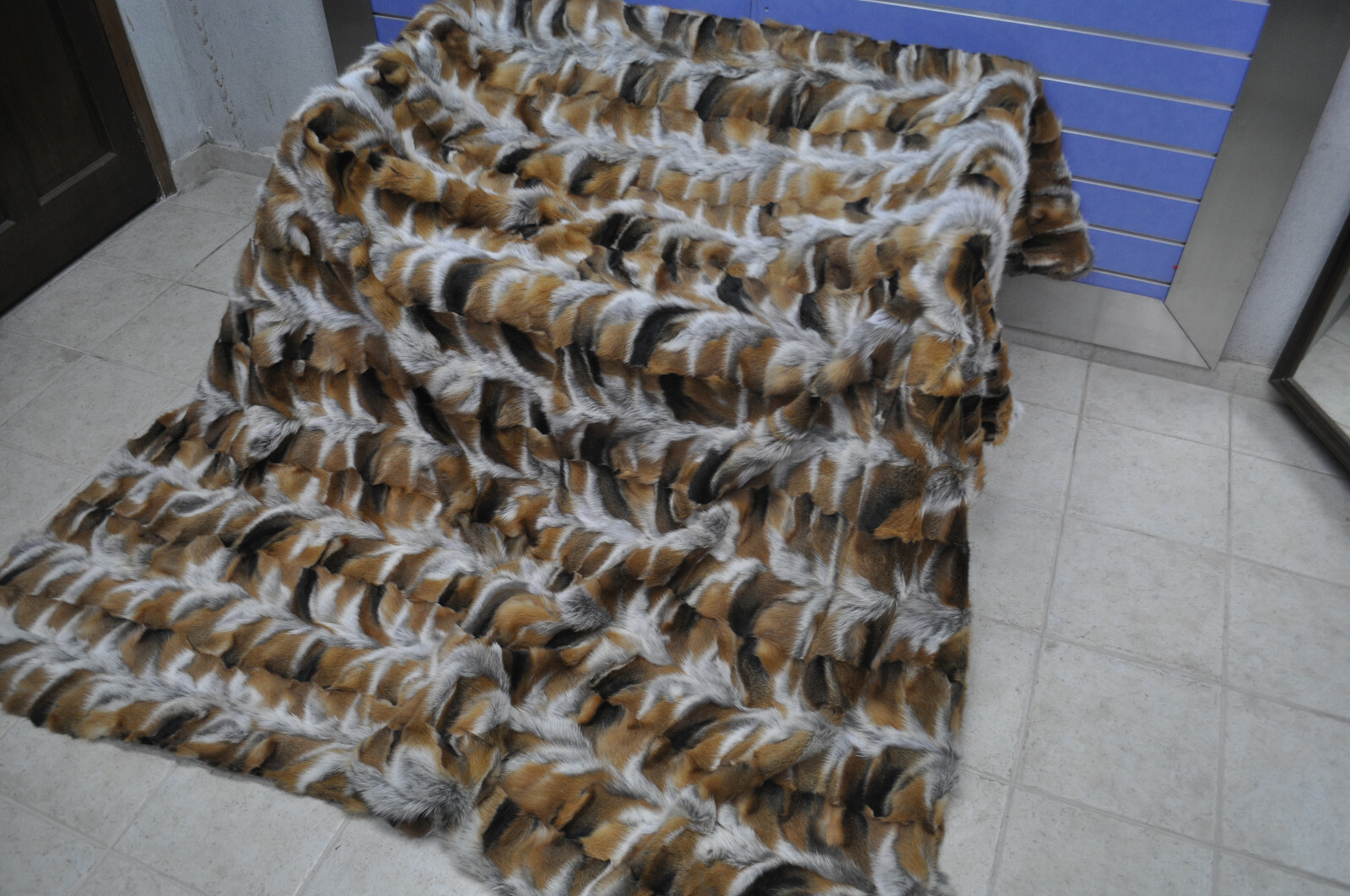 Luxury Red Fox Fur Throw Real Red Fox Fur Blanket / Bedspread Kingsize