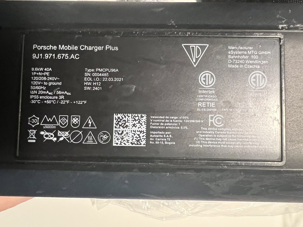 PORSCHE MOBILE CHARGER PLUS 9J1.971.675.AC 9.6kW 40A + WALL MOUNT