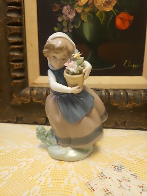 1983 Retired Lladro 5223 