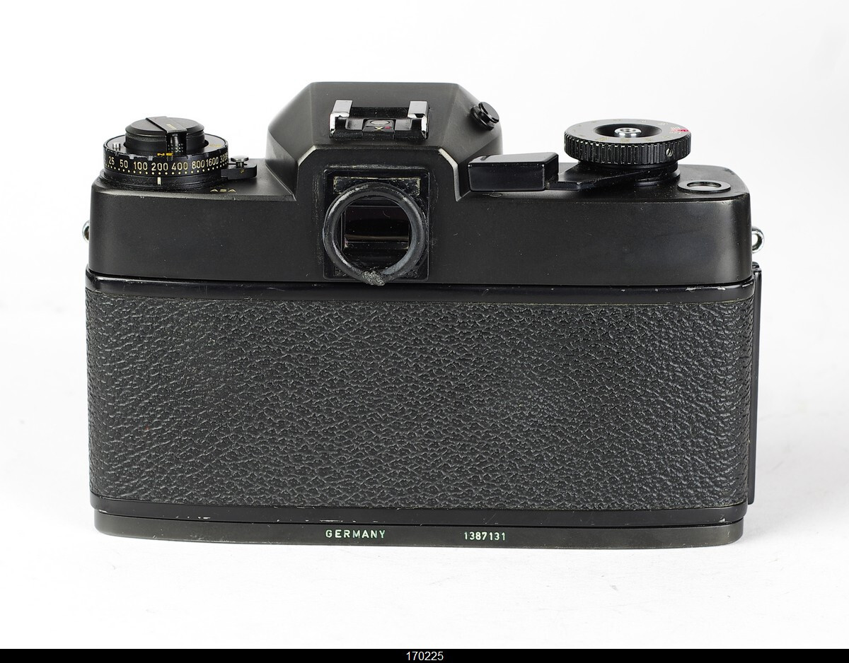 Leica Leicaflex SL2 Black Film Camera Body w/ Case | eBay