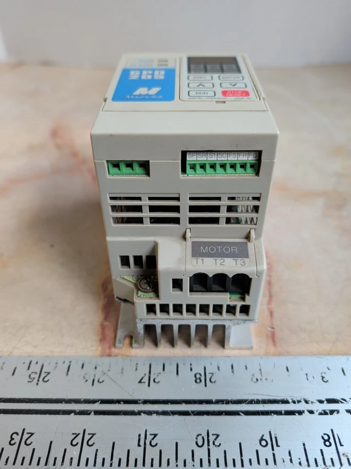 MAGNETEK GPD205 MINI AC DRIVE GPD205-10P2 100-115V 0-230VAC - Image 2 of 4