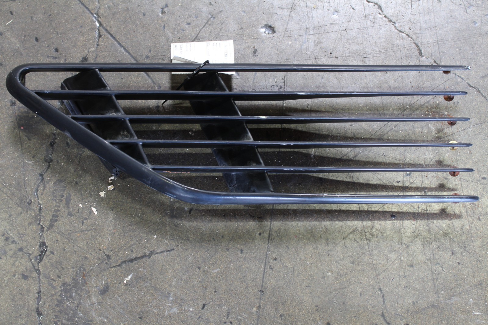 Ferrari Mondial, RH, Right, Metal on Body Grille, Chipped, Used, P/N 60779200