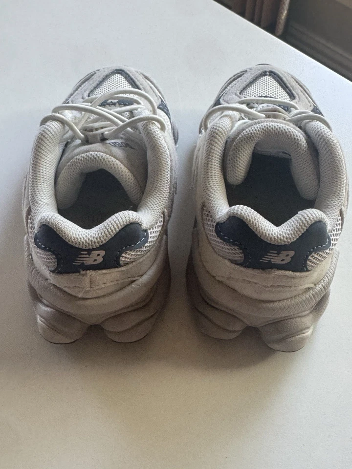 Zapatillas New Balance 373 IZ373XM2 para niños pequeños azul denim, talla 14 JP/7 EE. UU. Foto 2 de 3