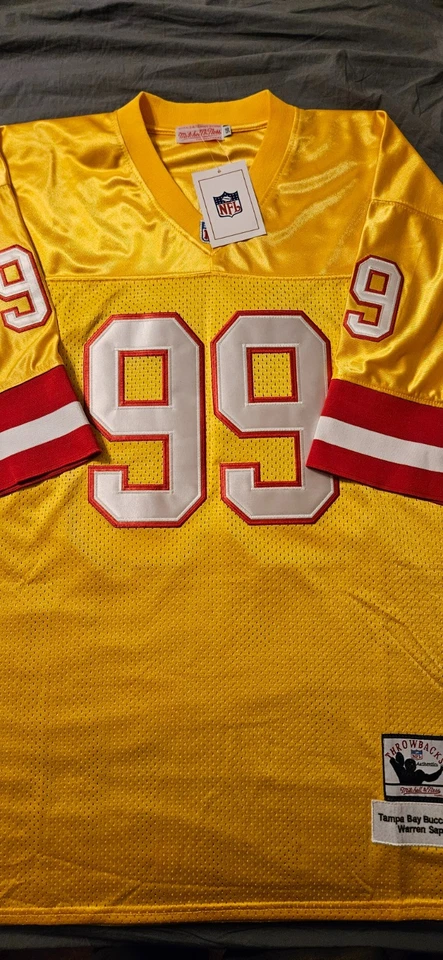 Camiseta de fútbol vintage de los Tampa Bay Buccaneers Warren Sapp talla 56 Mitchell Ness Foto 2 de 4