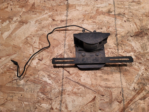 Vintage New Old Stock Signal Stat License Plate Bracket Light #9365 #9005 Lens